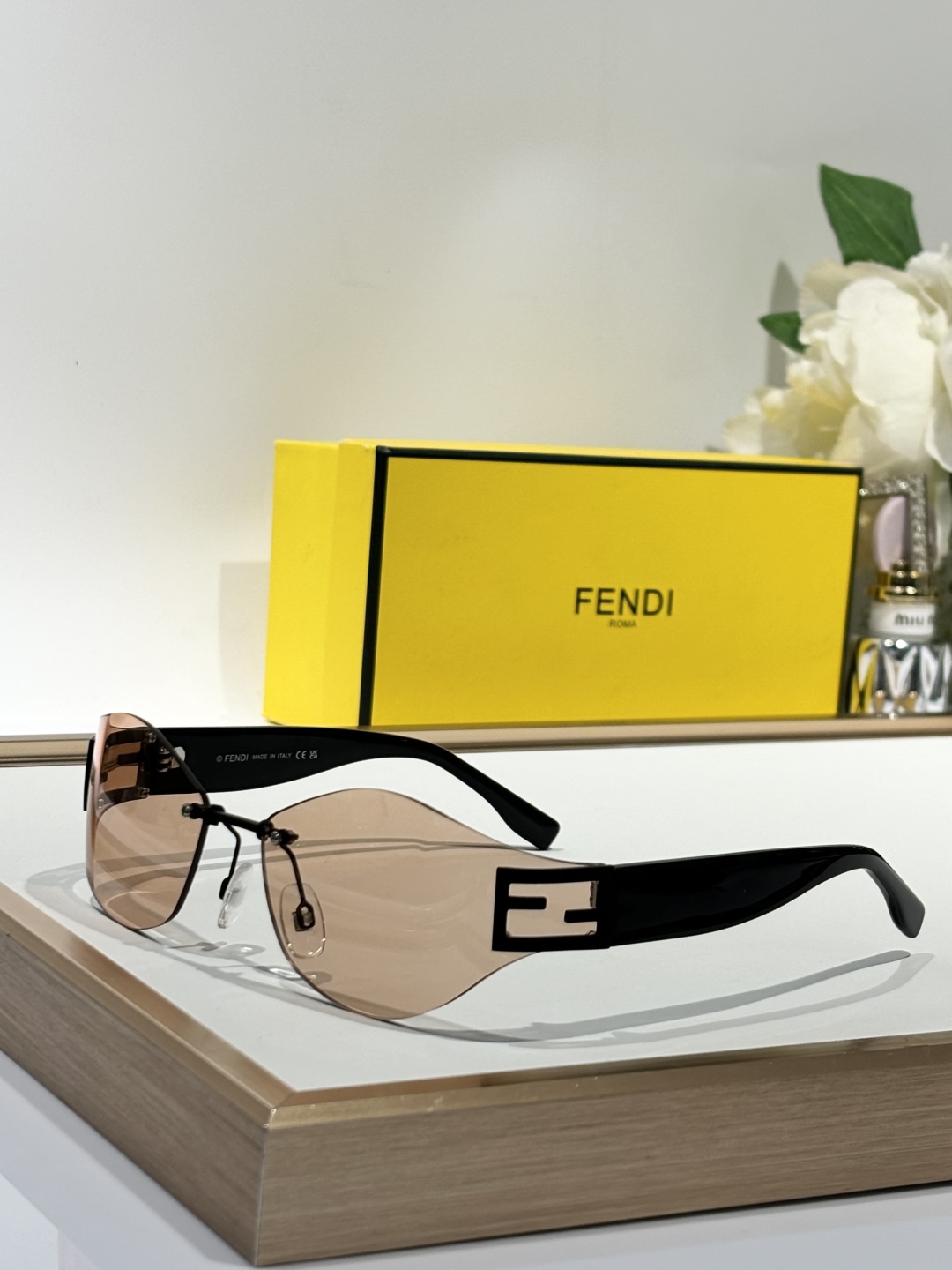 FENDIMODELFE40159USIZE99口17-145