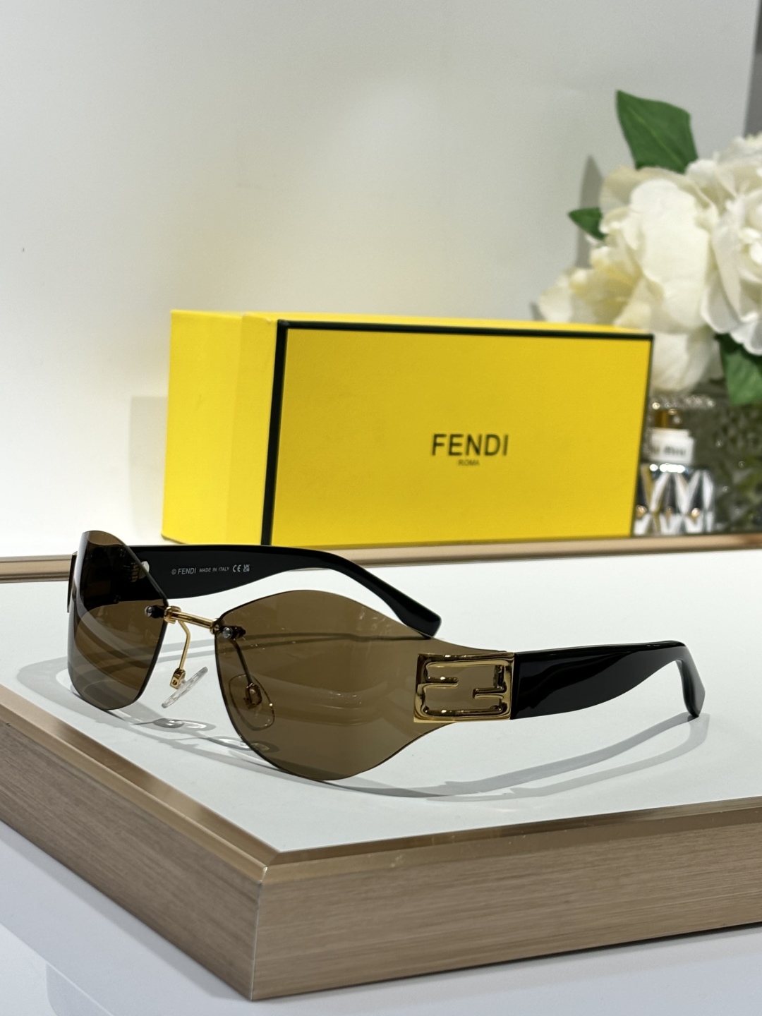 FENDIMODELFE40159USIZE99口17-145
