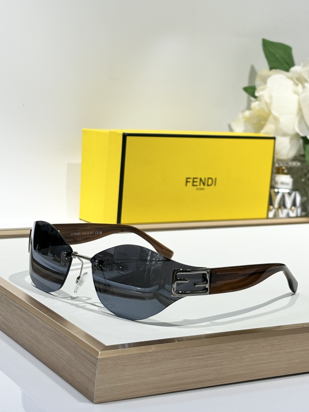 FENDIMODELFE40159USIZE99口17-145