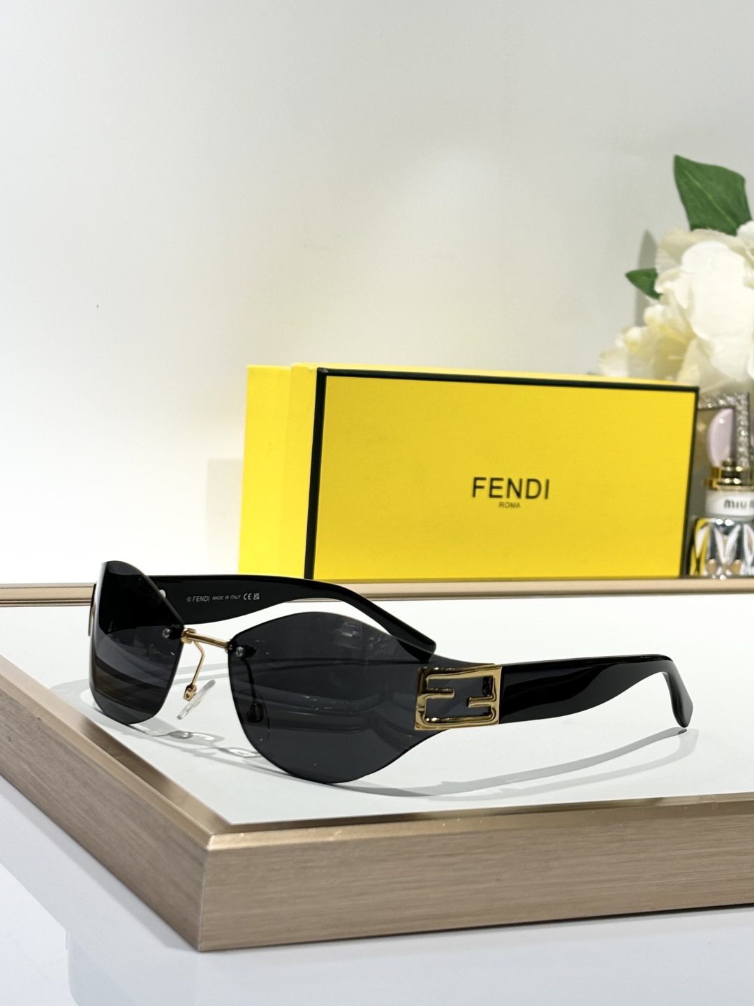FENDIMODELFE40159USIZE99口17-145