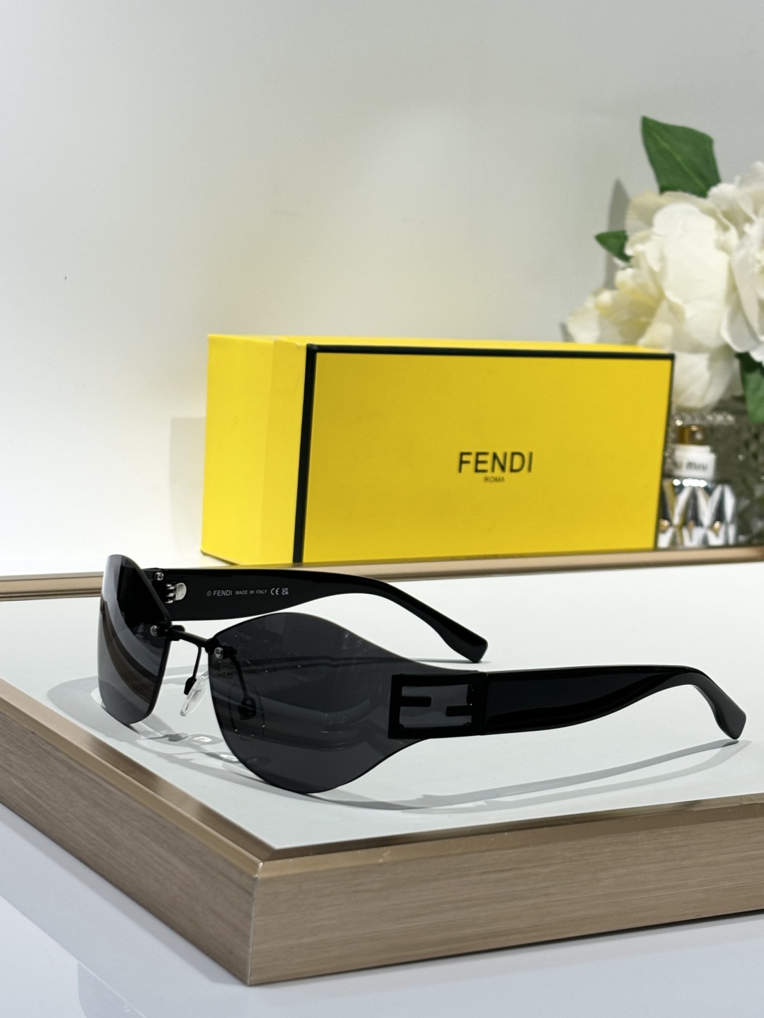 FENDIMODELFE40159USIZE99口17-145