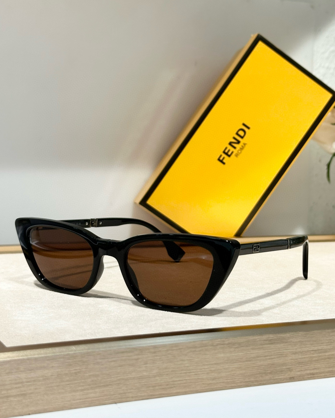 Fendi*FE40089ISize:53-19-140️