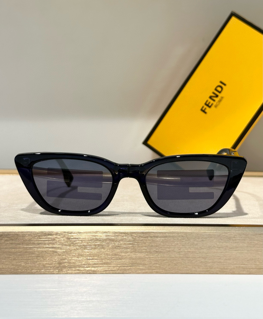 Fendi*FE40089ISize:53-19-140️