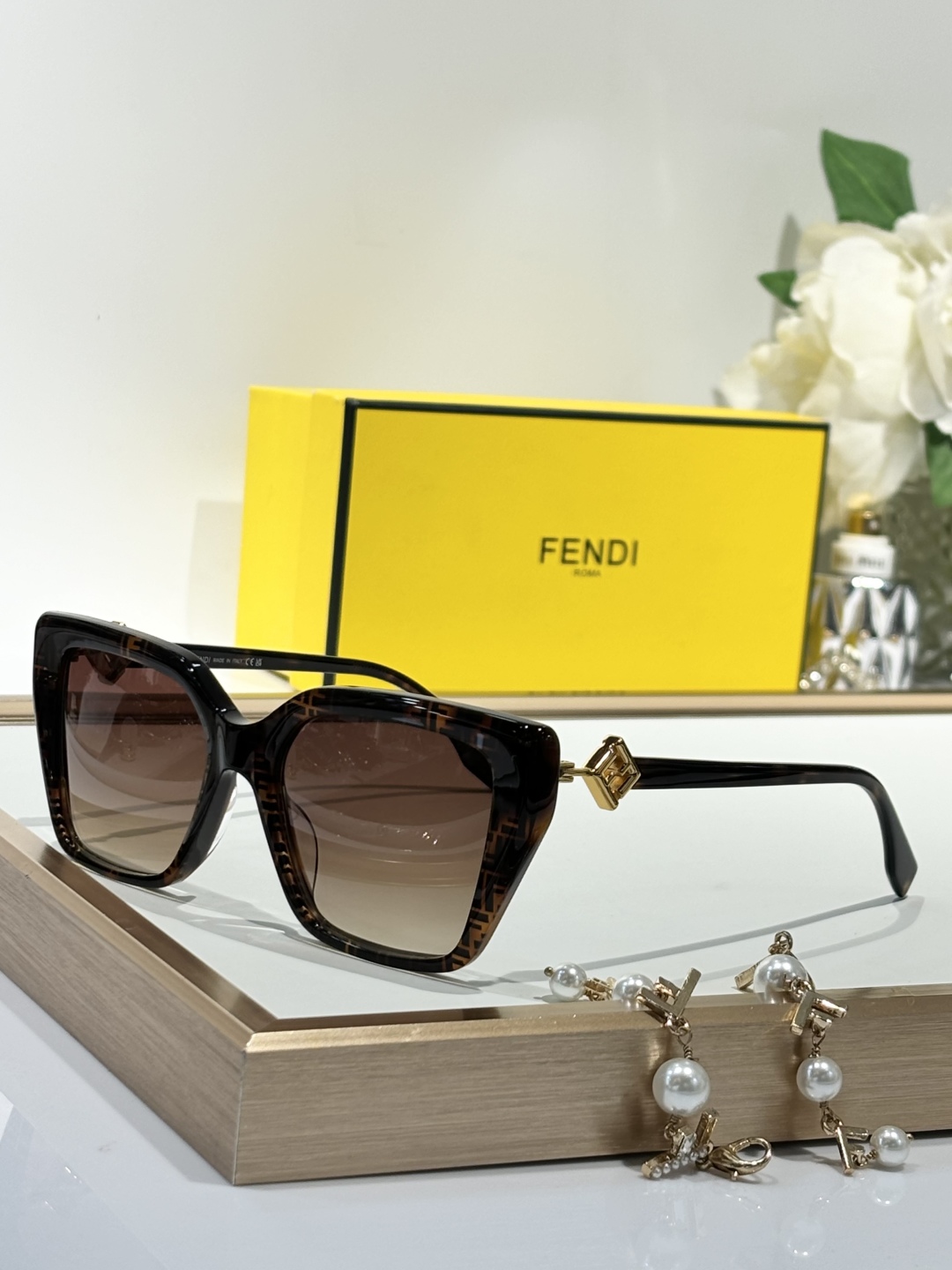 FENDIMODELFE40161ISIZE55口16-145