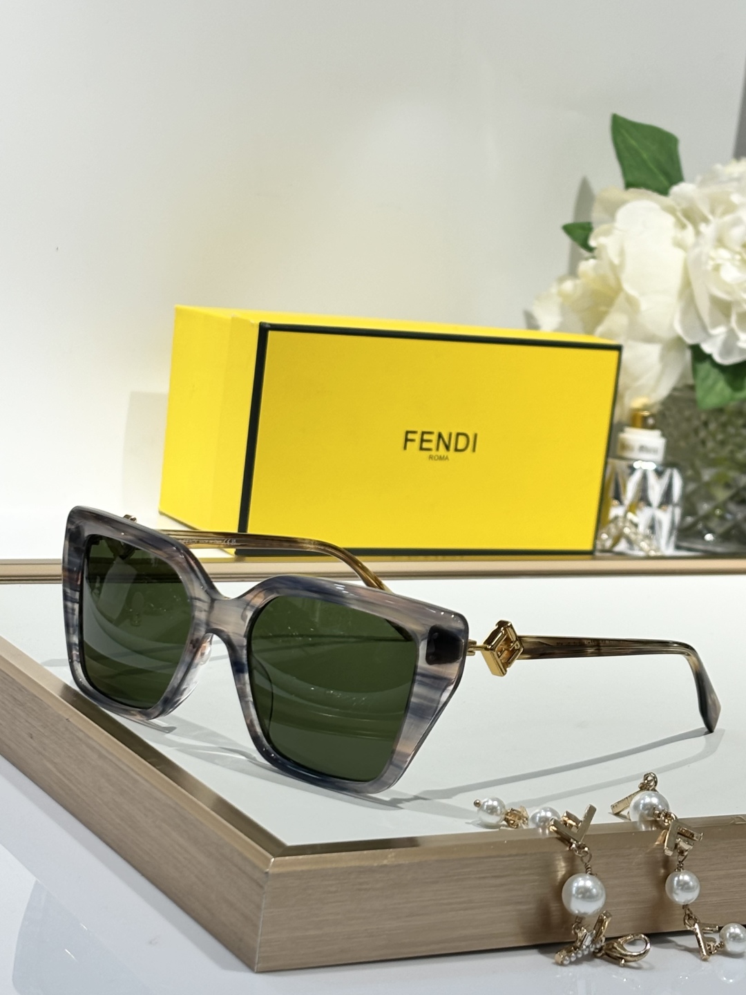 FENDIMODELFE40161ISIZE55口16-145