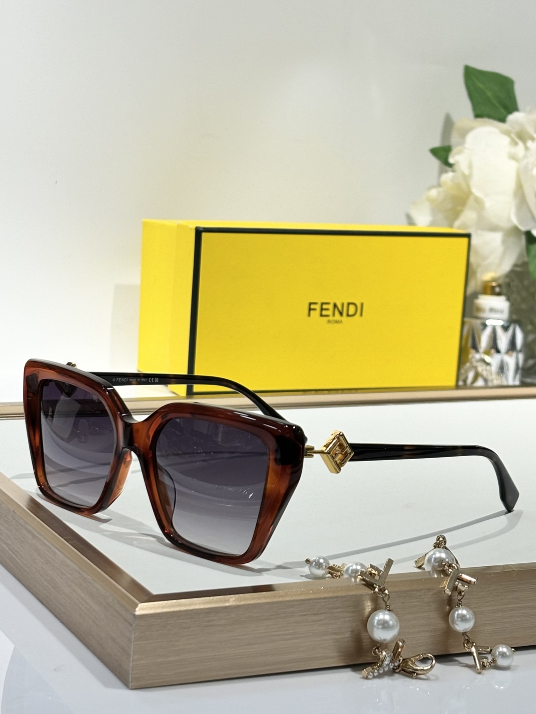 FENDIMODELFE40161ISIZE55口16-145
