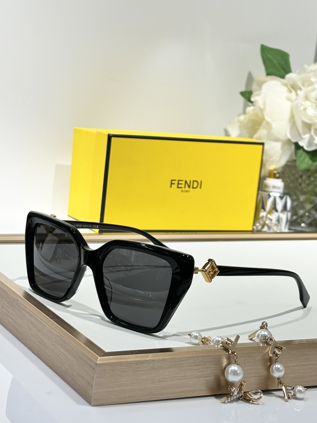 FENDIMODELFE40161ISIZE55口16-145