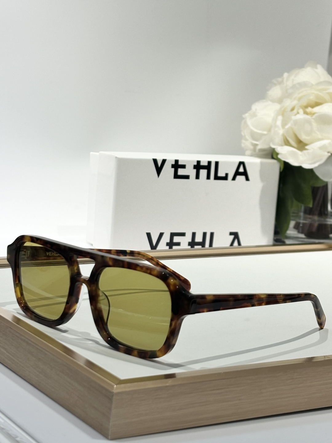  新包装好颜值很高 
New box design 
VEHLA
Mod：Dixie
Size：53-1