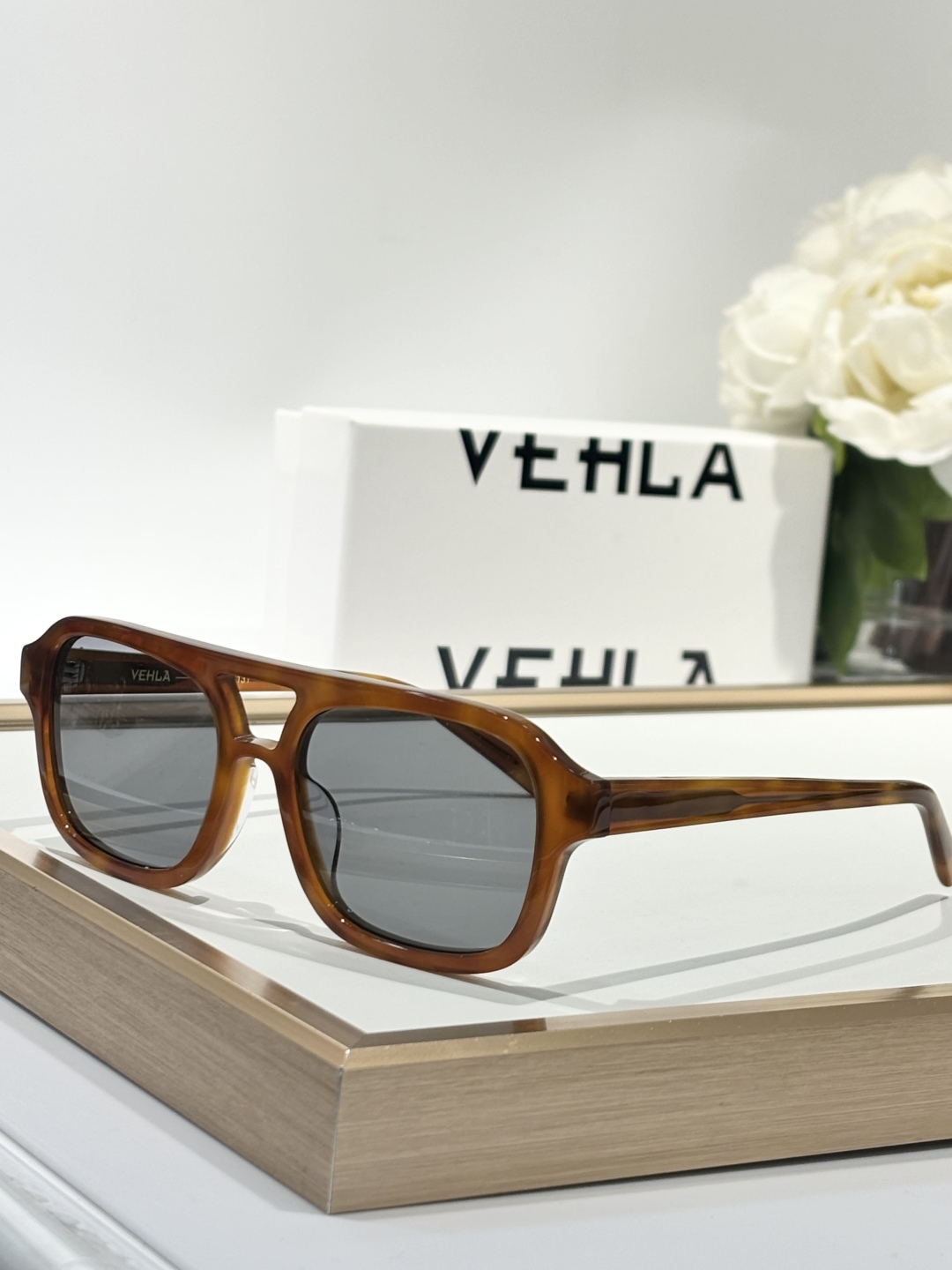  新包装好颜值很高 
New box design 
VEHLA
Mod：Dixie
Size：53-1