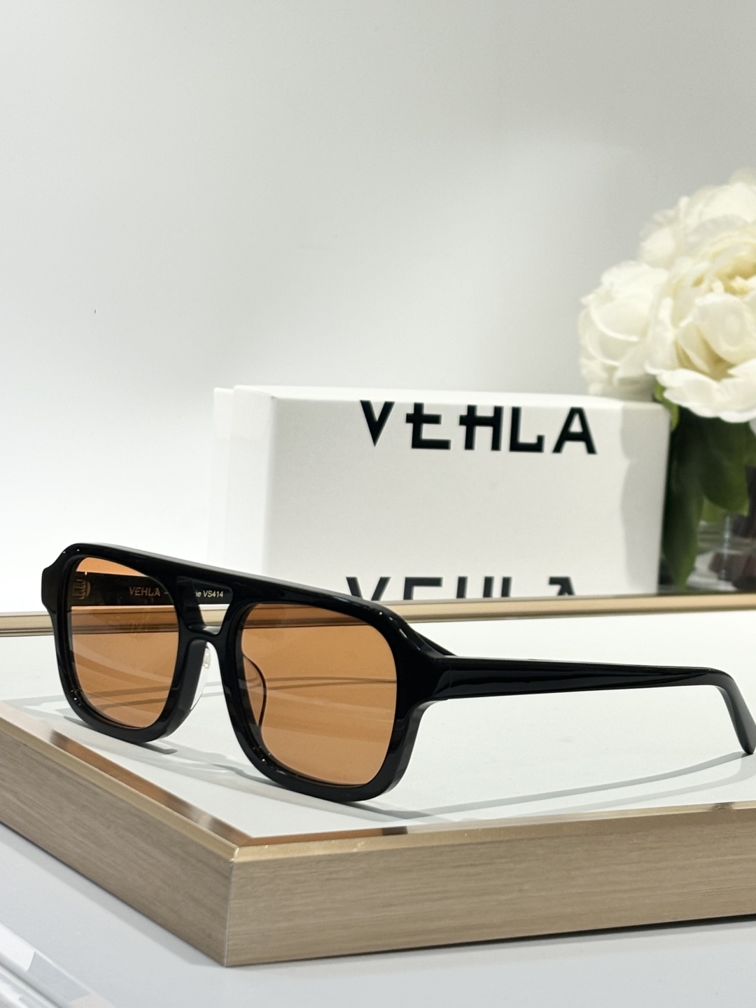  新包装好颜值很高 
New box design 
VEHLA
Mod：Dixie
Size：53-1