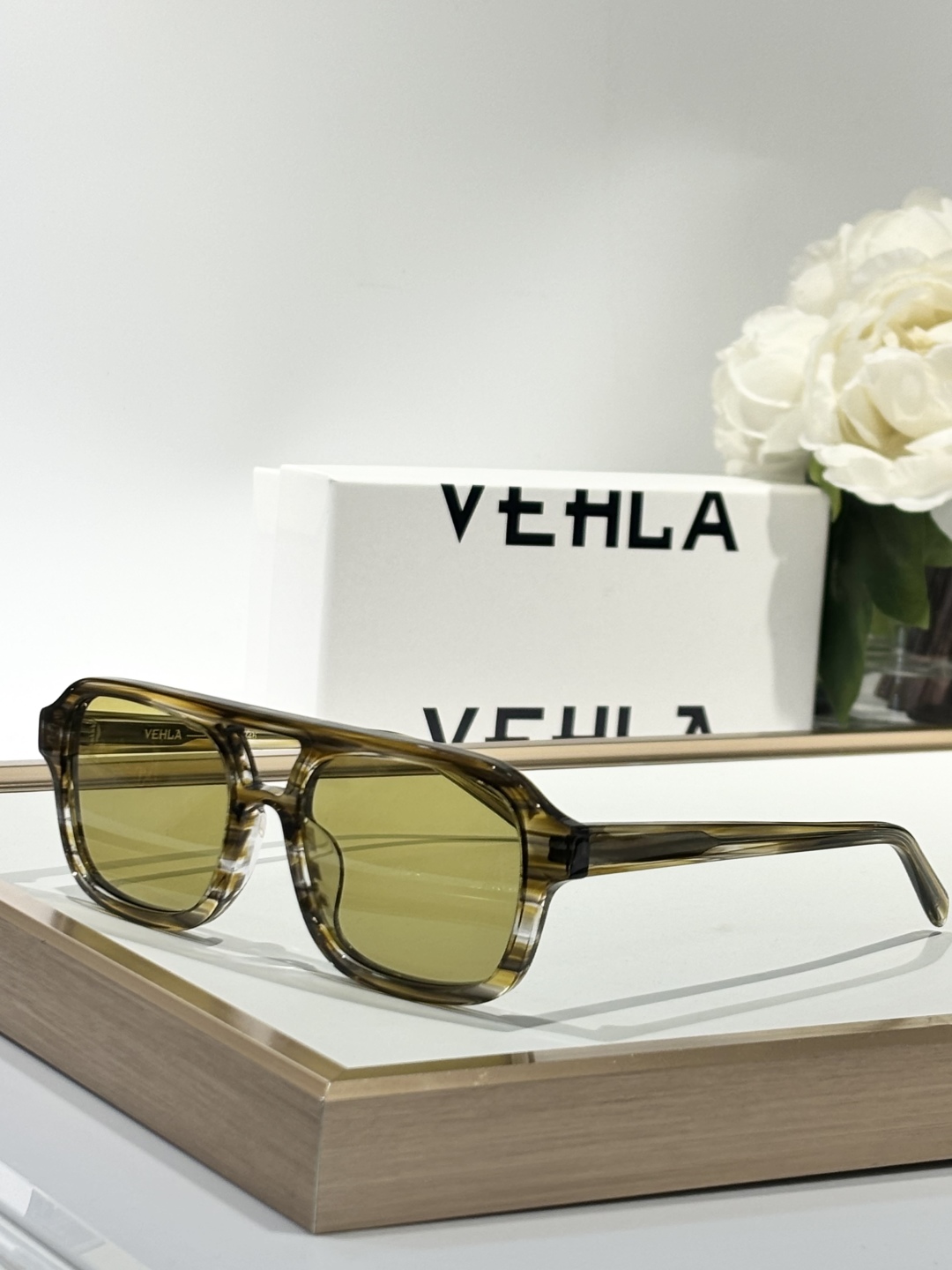  新包装好颜值很高 
New box design 
VEHLA
Mod：Dixie
Size：53-1