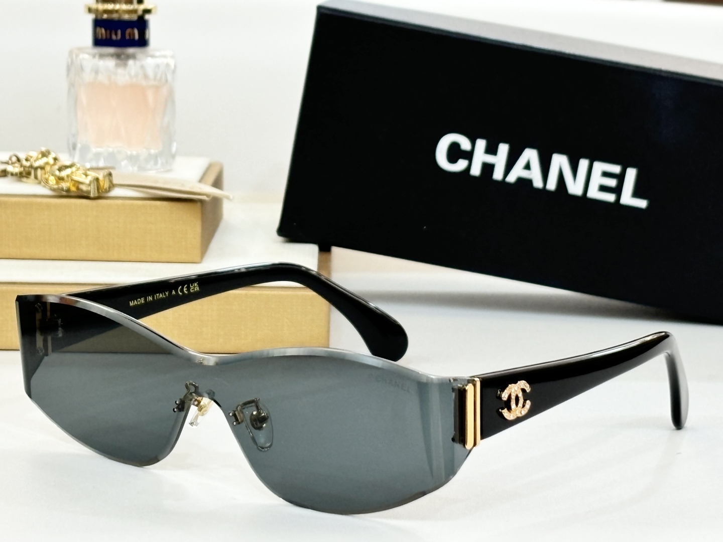  CHANE*
MODEL：A95092
SIZE：151口0-145
