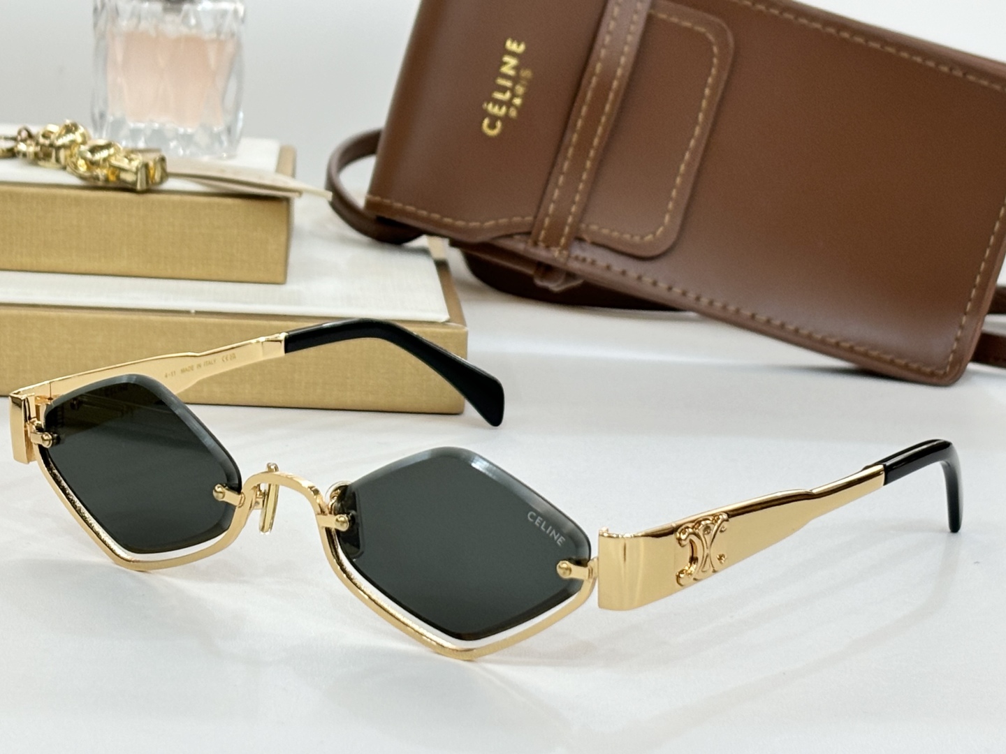  CELIN*
MODELCL42117U
Size53口23-145
