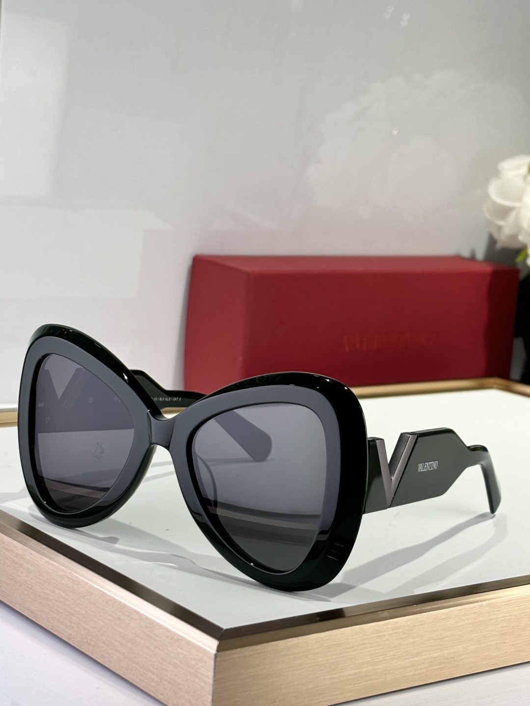  VALENTINOINO
MO D：VLS138A
SIZe：51-19-245
