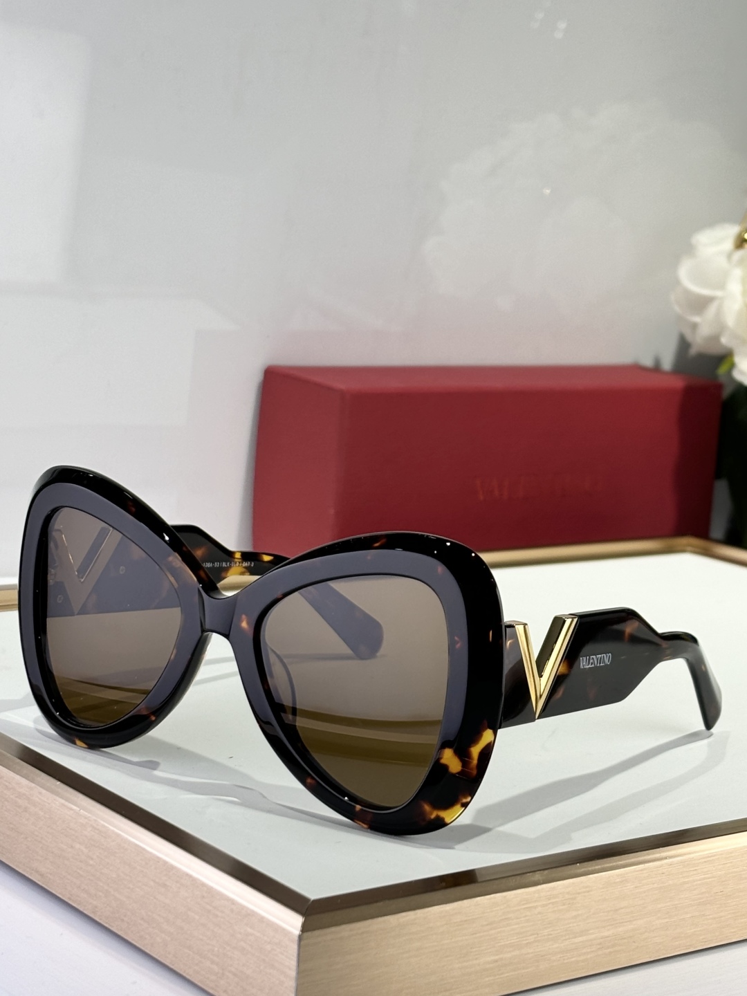 VALENTINOINO
MO D：VLS138A
SIZe：51-19-245
