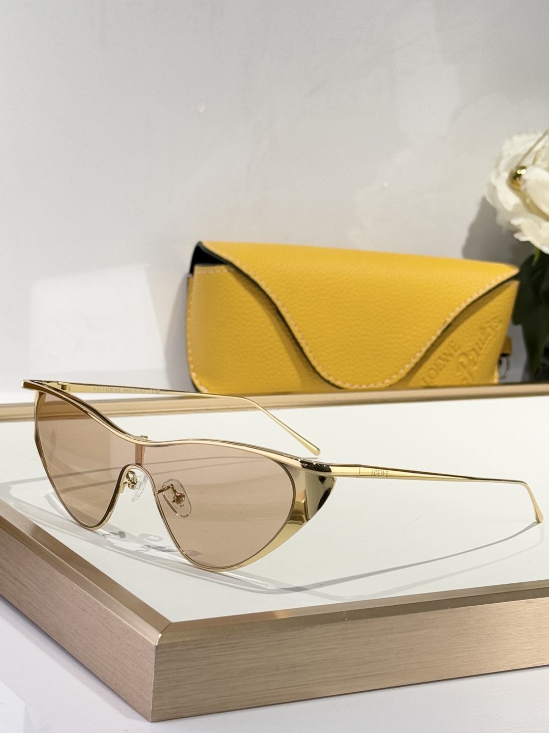  LOEWE 
MODELLW40165U  
SIZE49口13- 140

