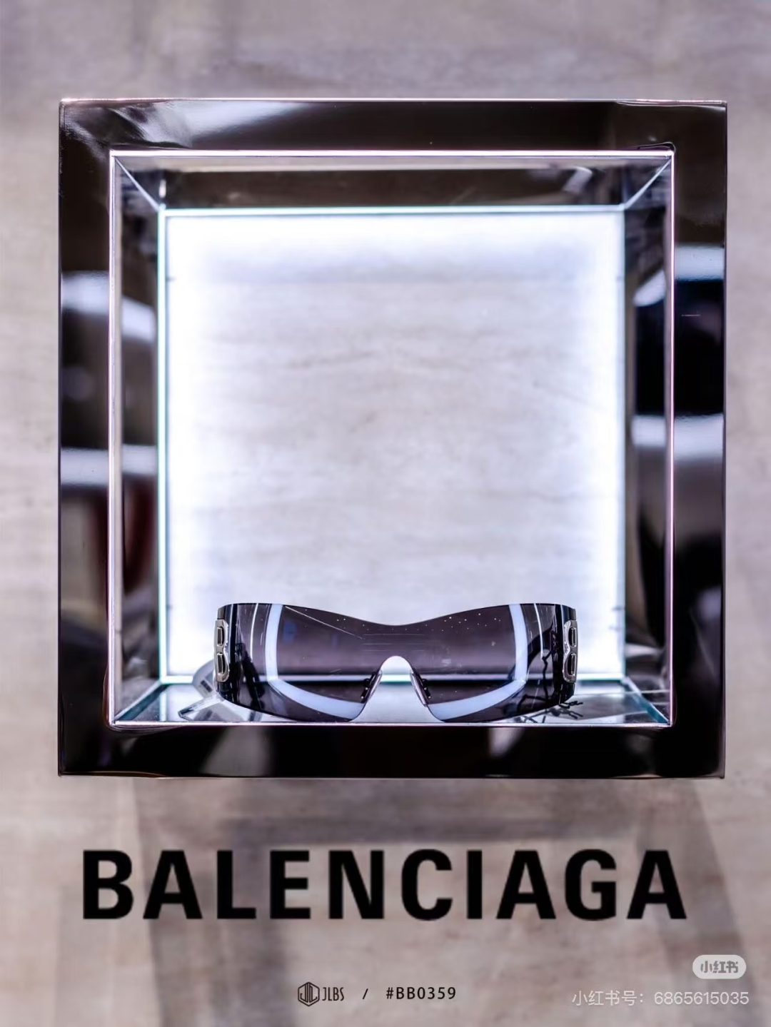  Oversized 
BALENCIAGA
SIZE99口01-115

