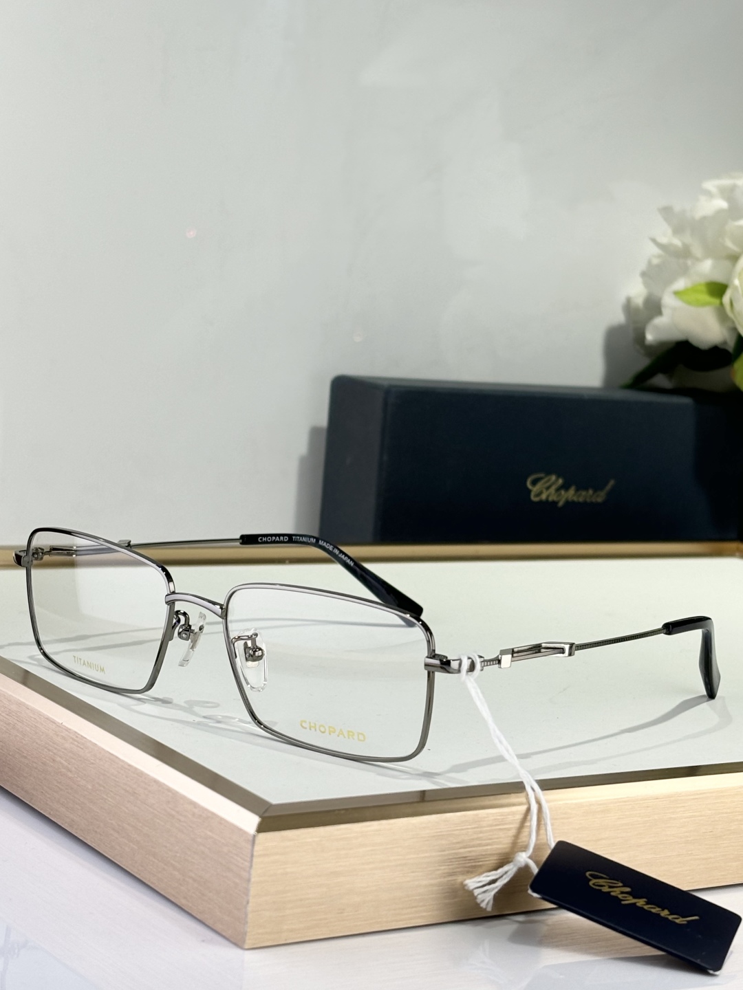 Chopar* Super titanium. Tianium MODEL: VCHL42J Size: 57-18-145 Original packaging