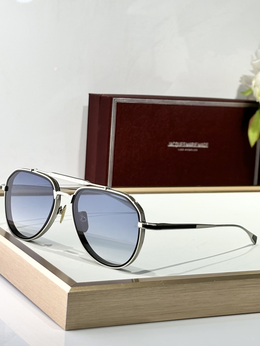  JACQUES MARIE MAGE
MODEL：COMMANER
SIZE：56-19
