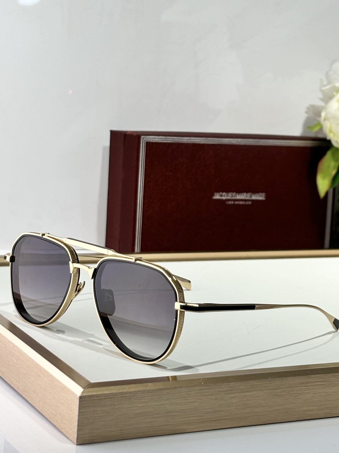  JACQUES MARIE MAGE
MODEL：COMMANER
SIZE：56-19

