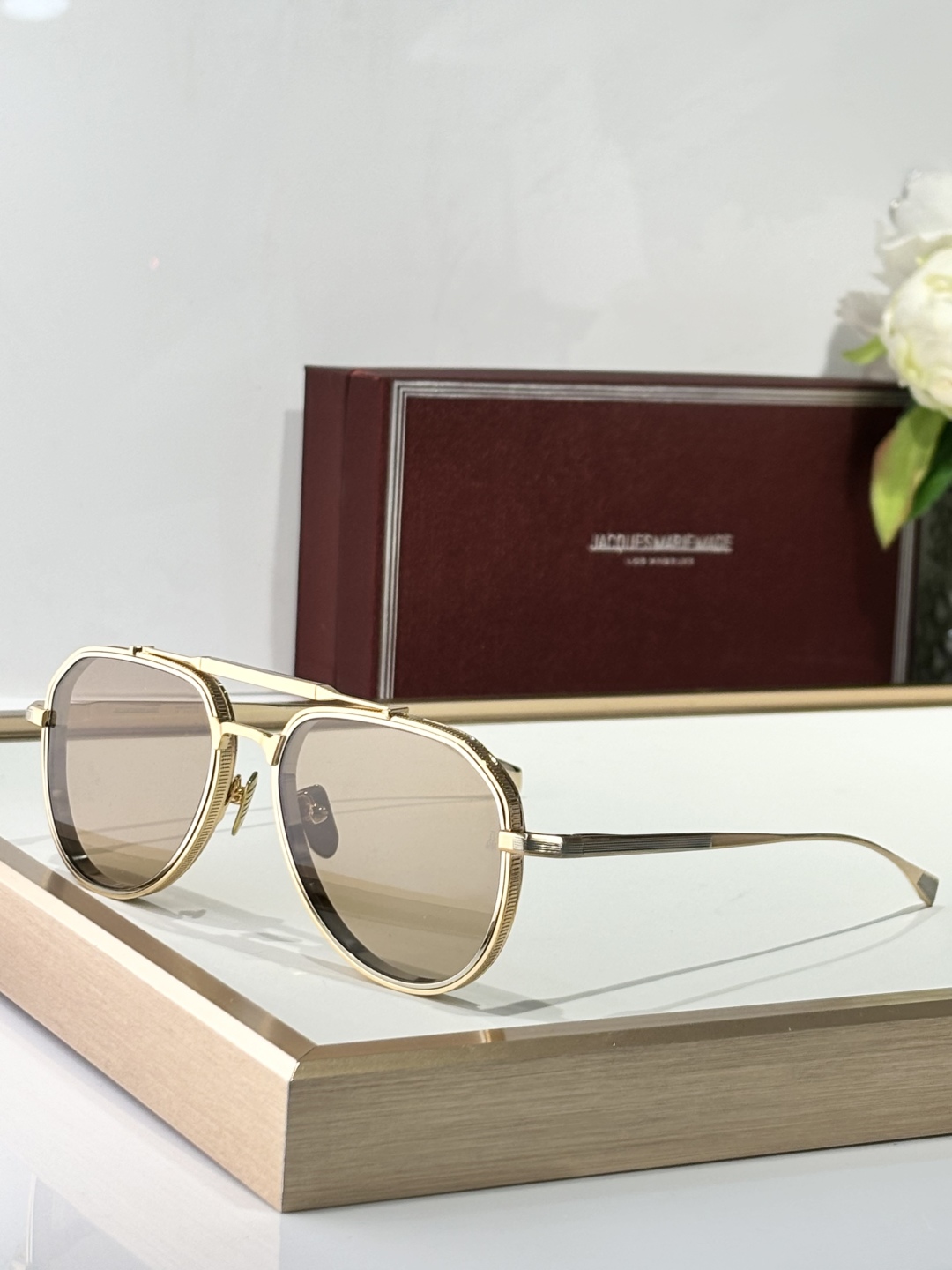  JACQUES MARIE MAGE
MODEL：COMMANER
SIZE：56-19
