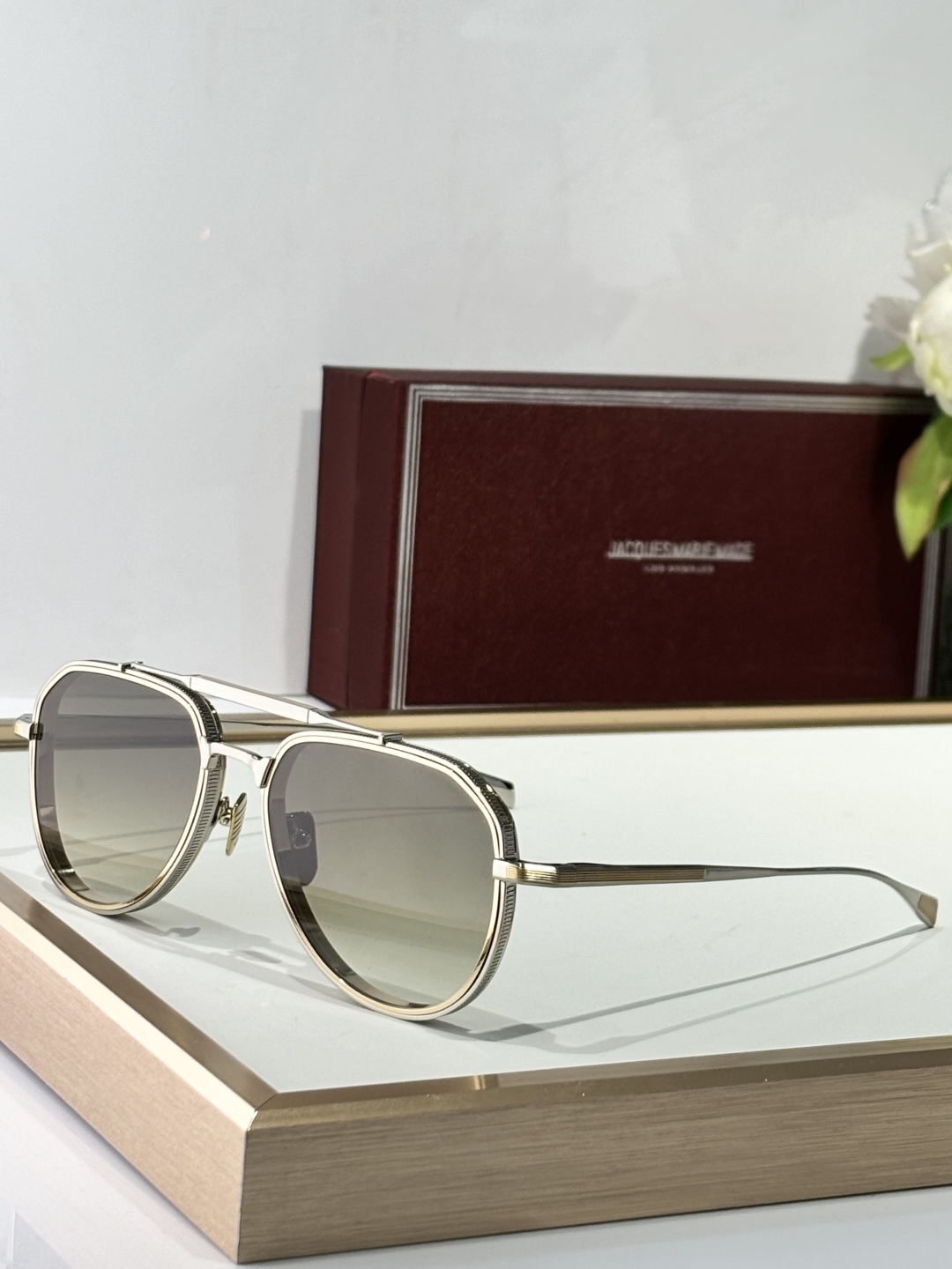  JACQUES MARIE MAGE
MODEL：COMMANER
SIZE：56-19
