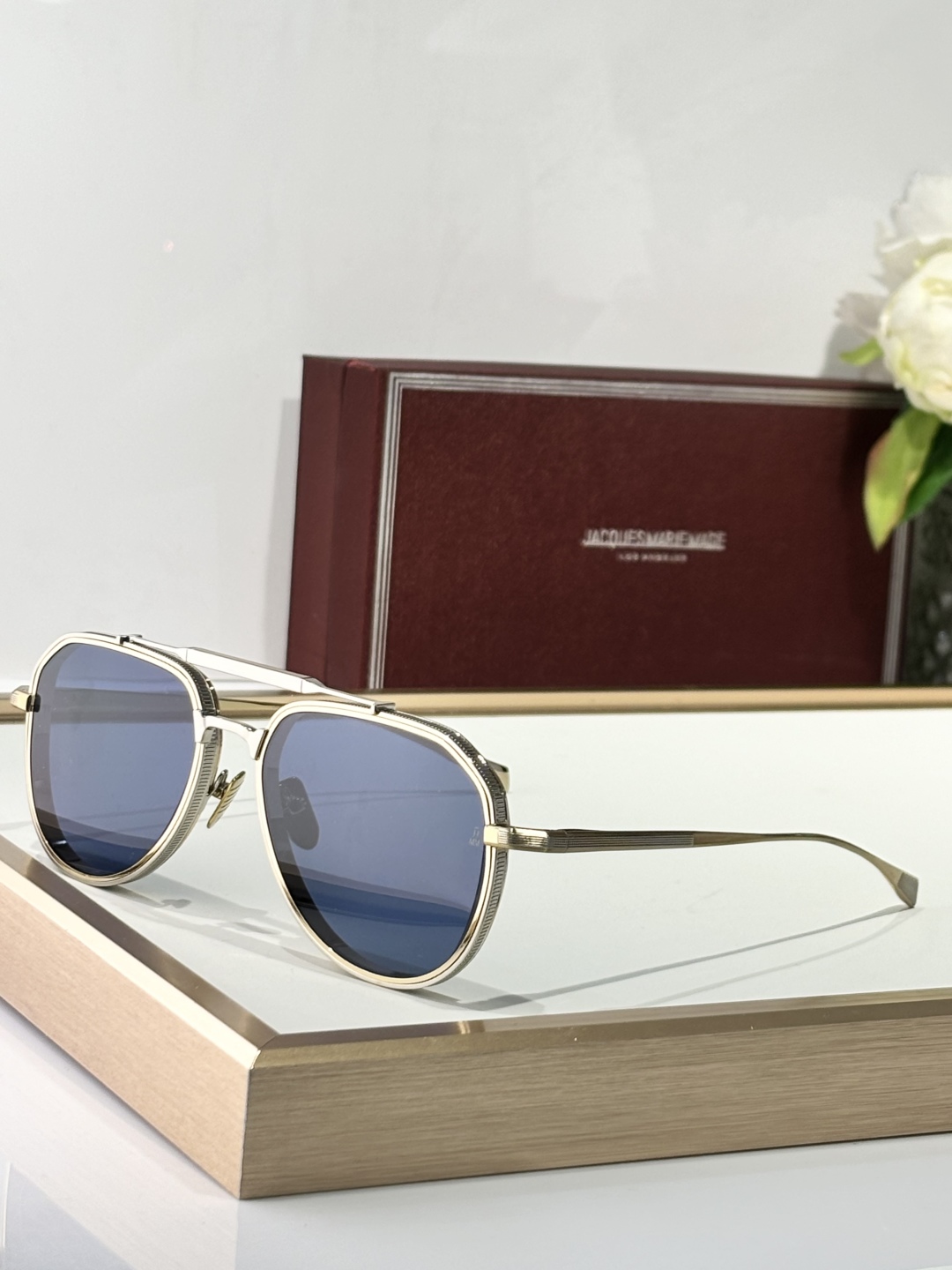  JACQUES MARIE MAGE
MODEL：COMMANER
SIZE：56-19
