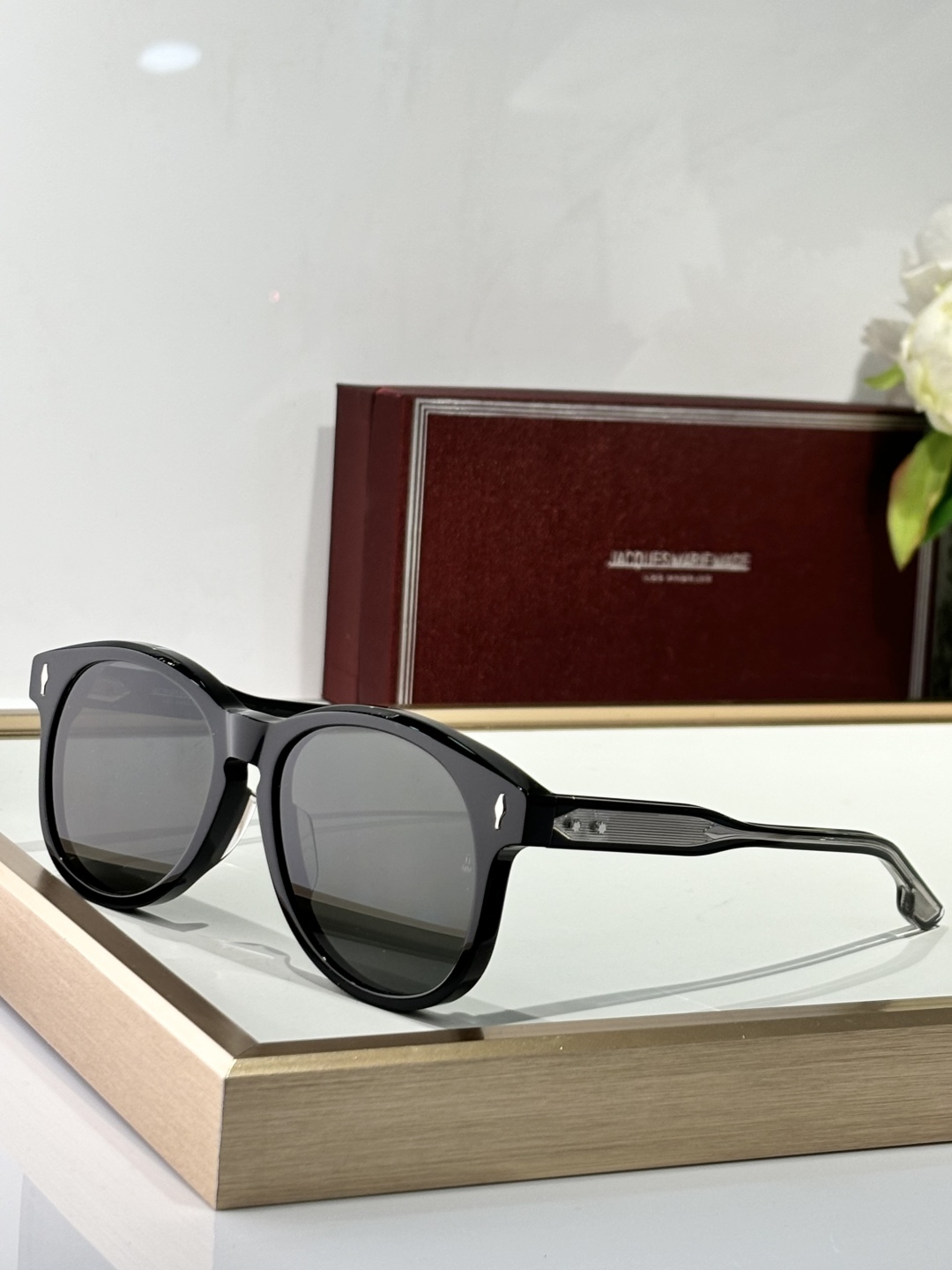  JACQUES MARIE MAGE
MODELKAY
SIZE：56-18
