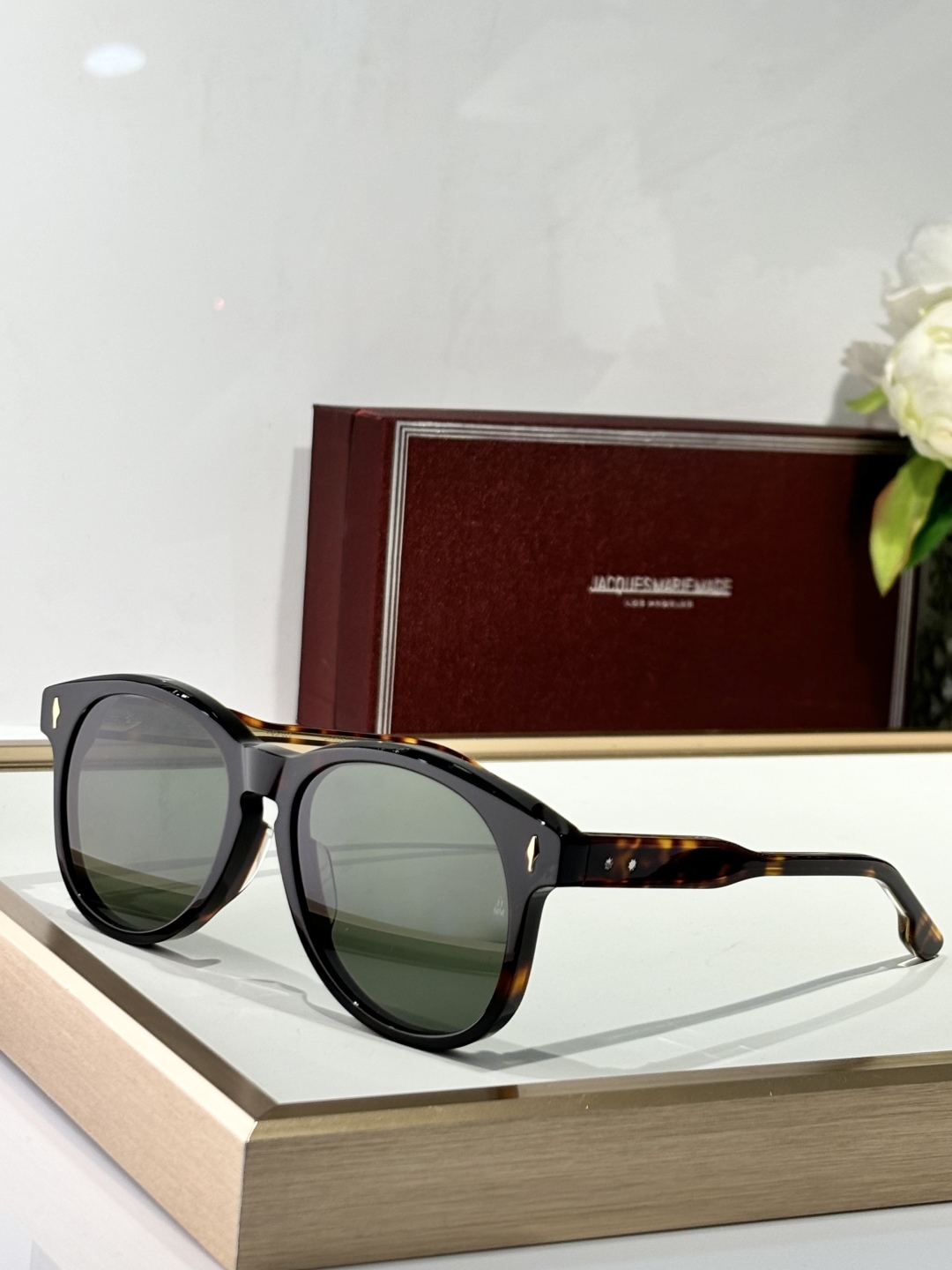  JACQUES MARIE MAGE
MODELKAY
SIZE：56-18
