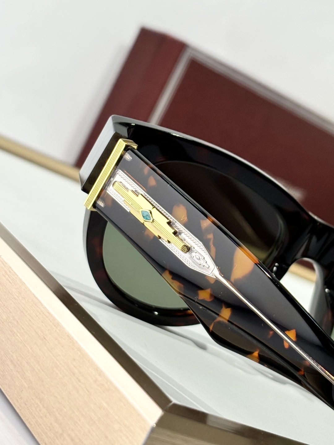  JACQUES MARIE MAGE
MODELROLLINGSUN
SIZE：50-23
