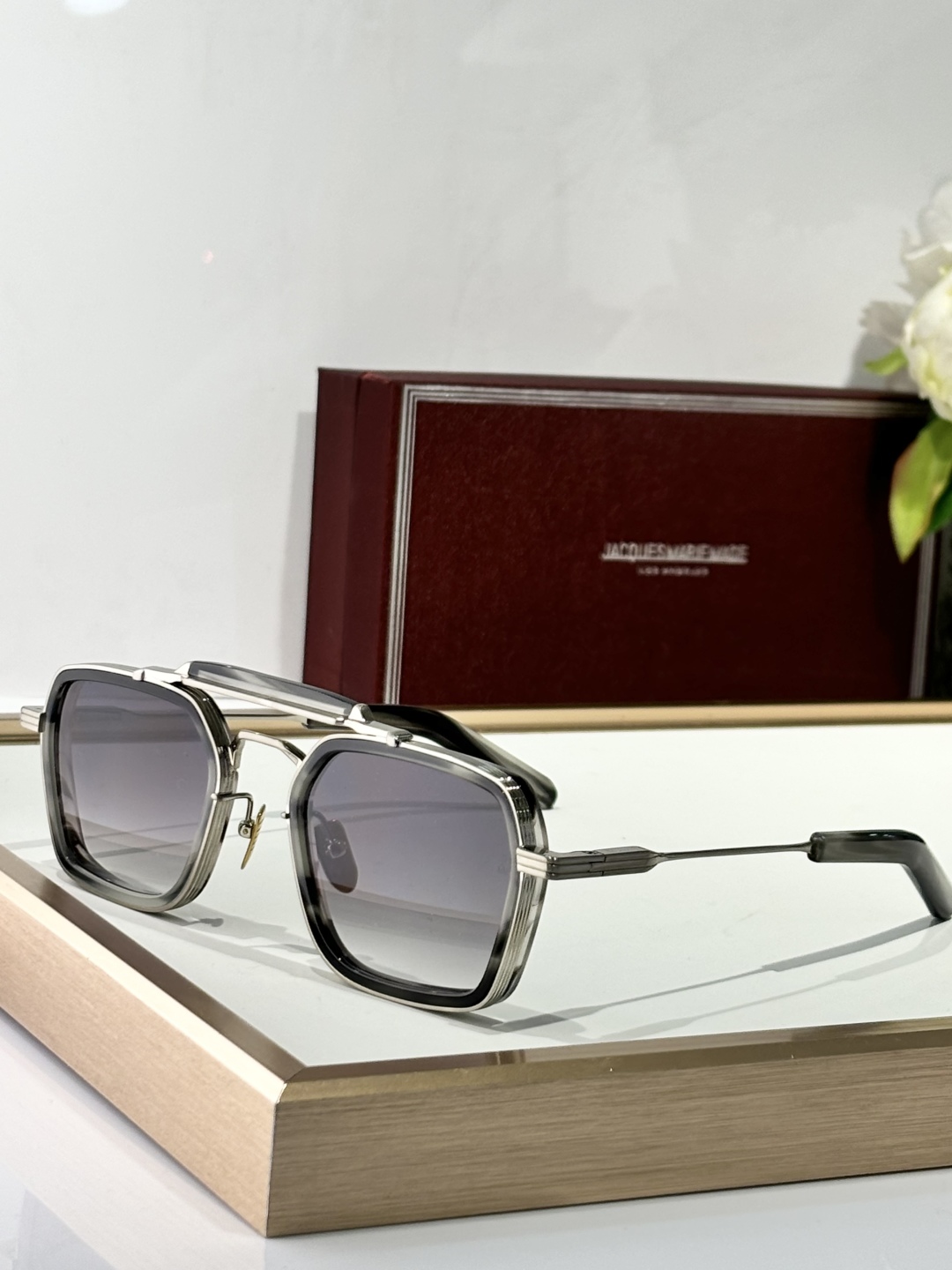  JACQUES MARIE MAGE
MODELKILPATRICK
SIZE：43-550
