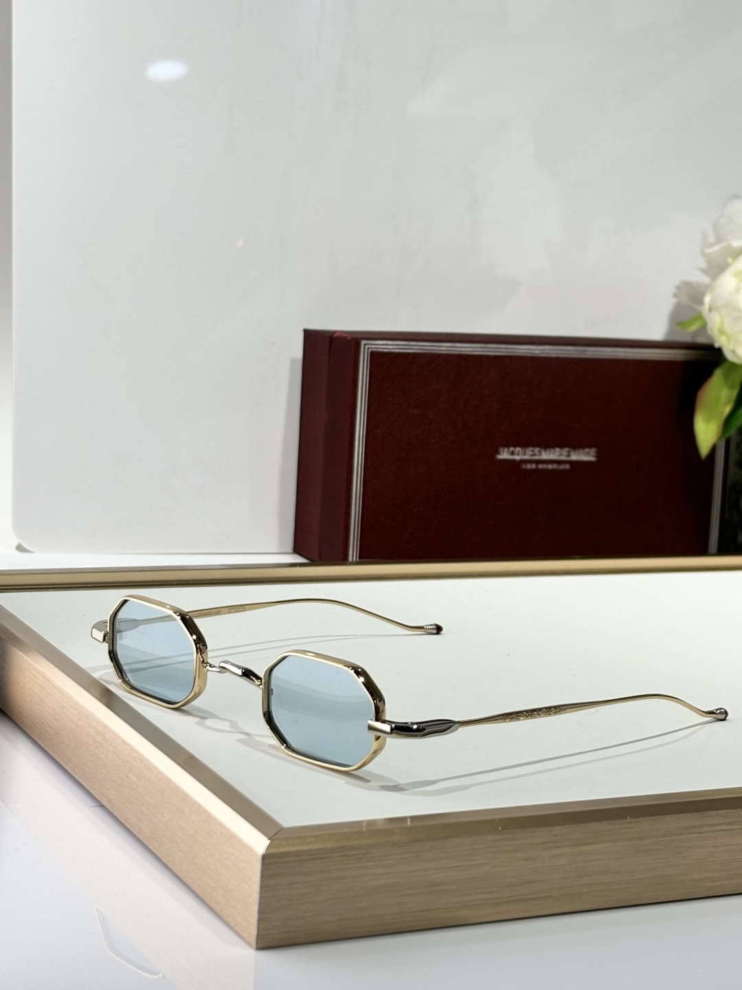  JACQUES MARIE MAGE
MODEL：THE BURN
SIZE：41口29-140

