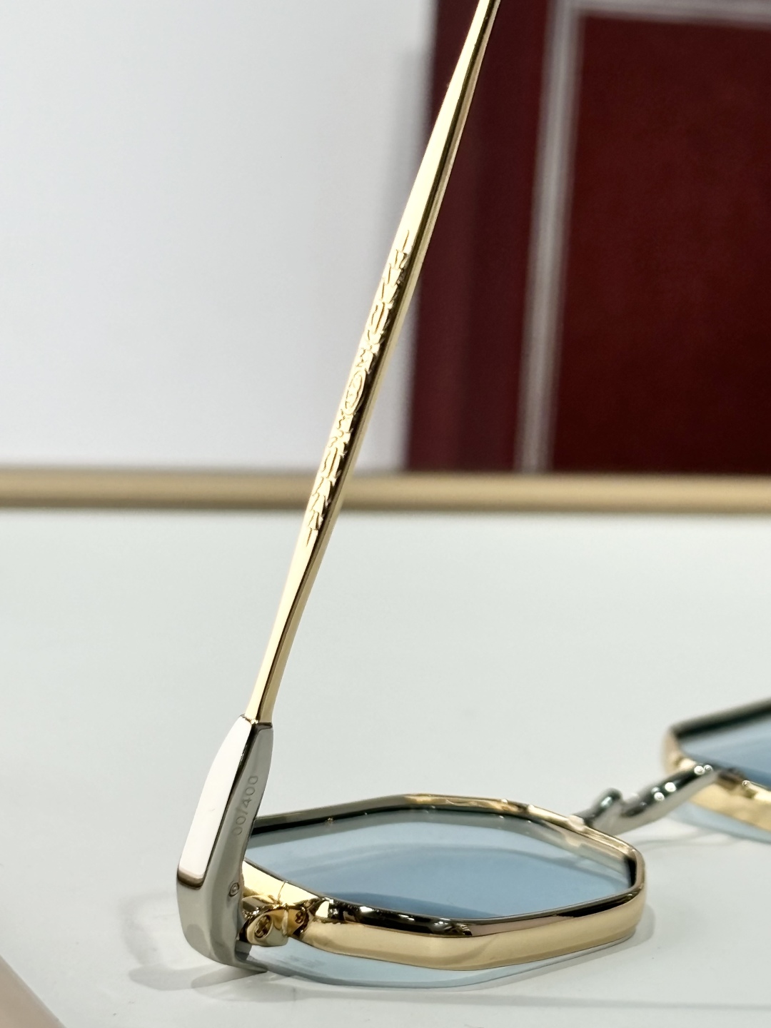  JACQUES MARIE MAGE
MODEL：THE BURN
SIZE：41口29-140


