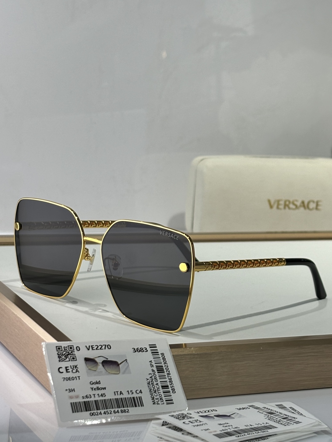  VERSACE
MODEL：VE2270
SIZE：63口15-145
赵露思同款