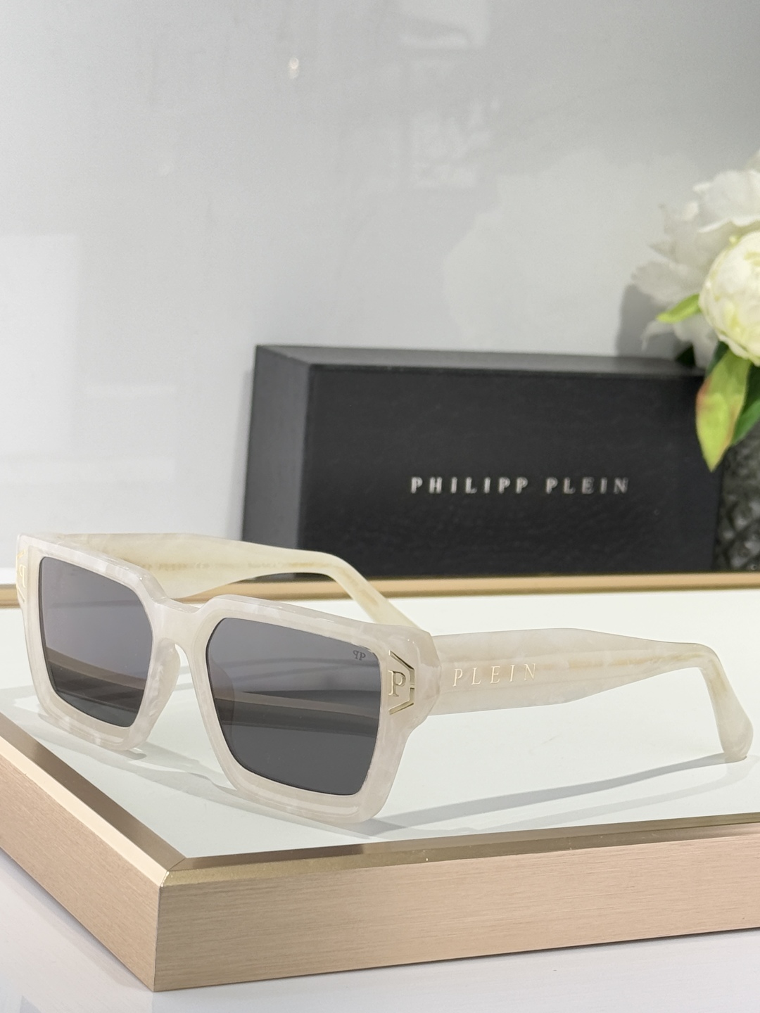  PhiliPP Plein
Mod：SP
Size：55-18-145
oroginal qualit