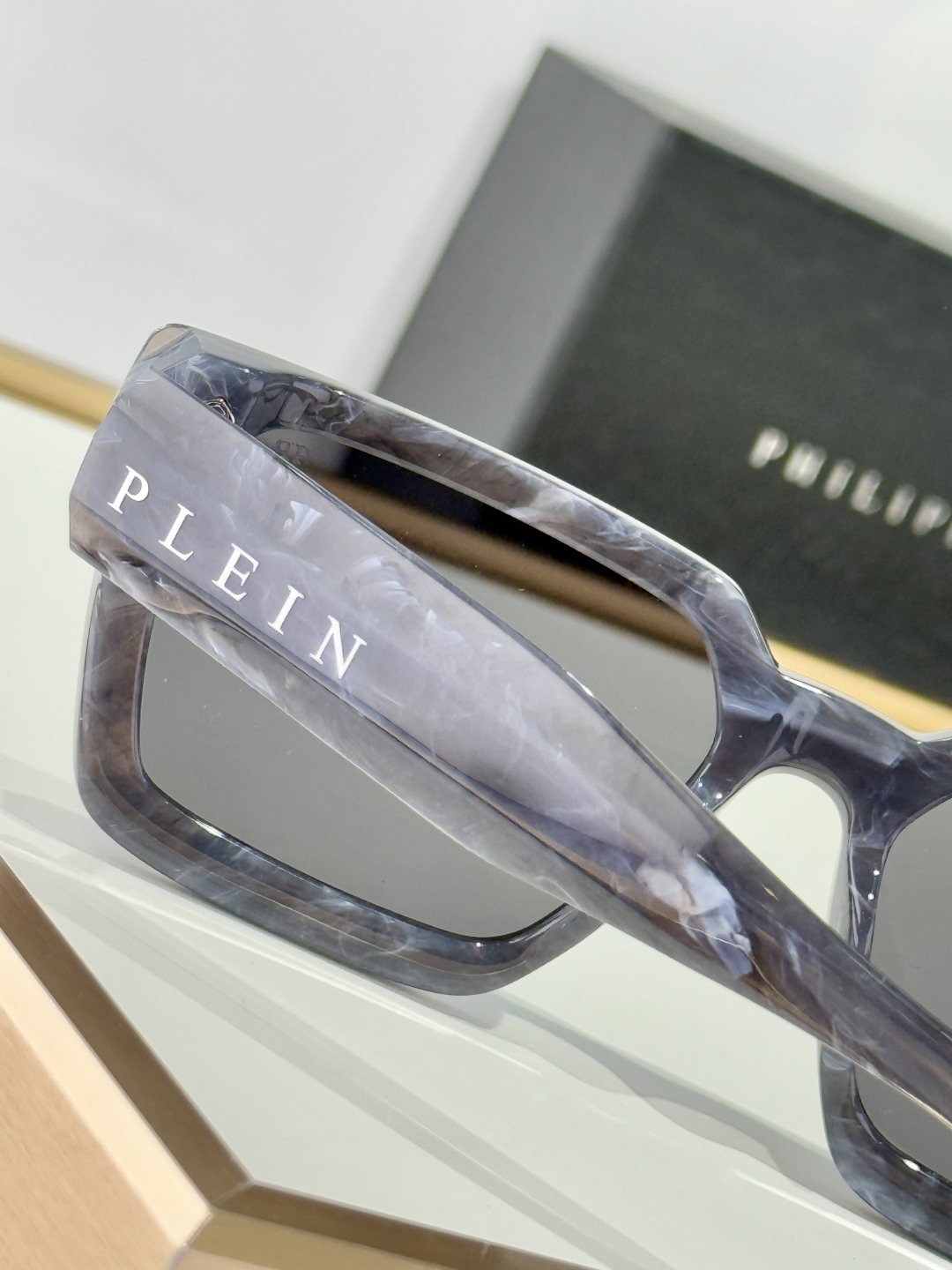  PhiliPP Plein
Mod：SP
Size：55-18-145
oroginal qualit
