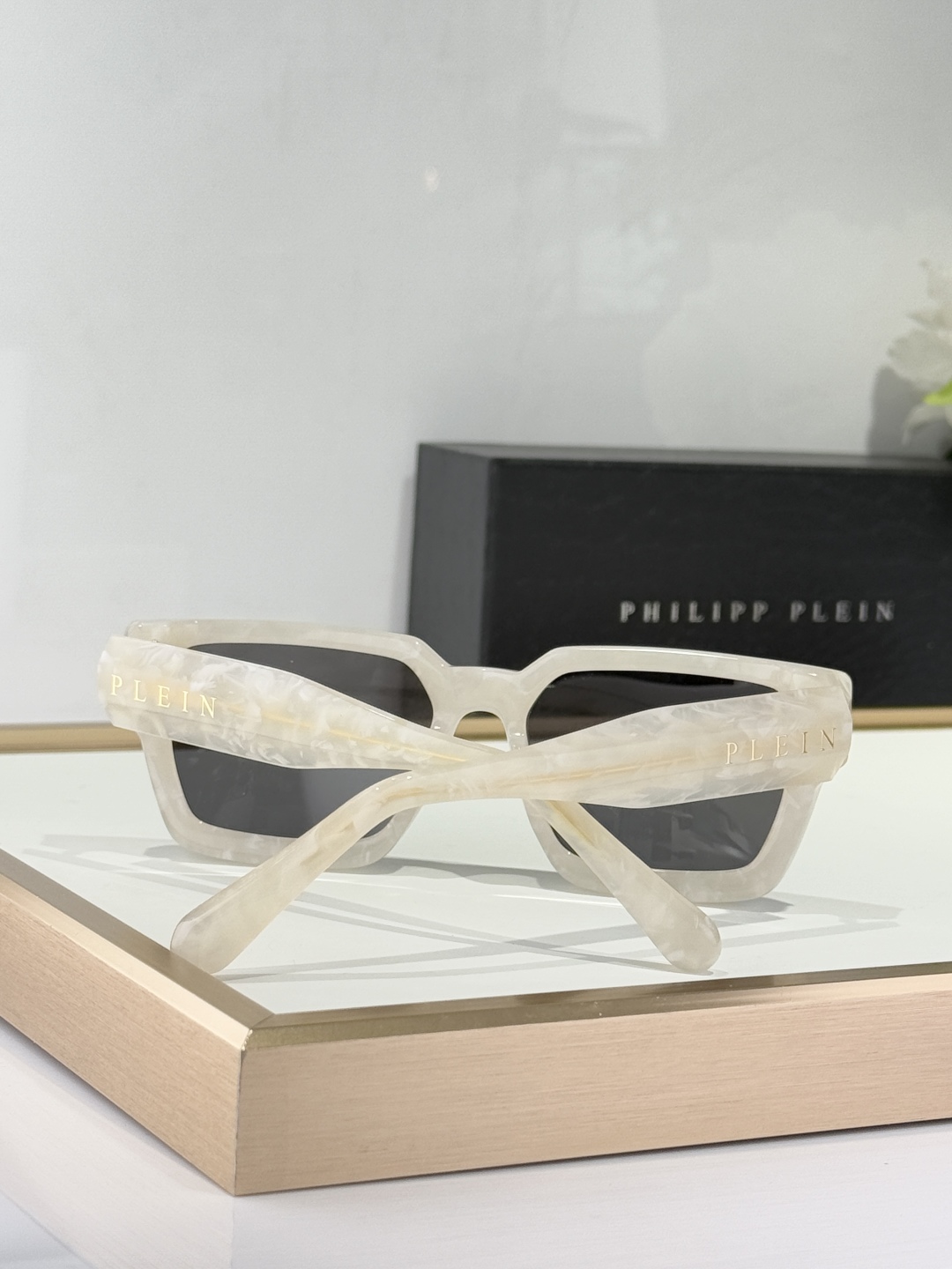  PhiliPP Plein
Mod：SP
Size：55-18-145
oroginal qualit