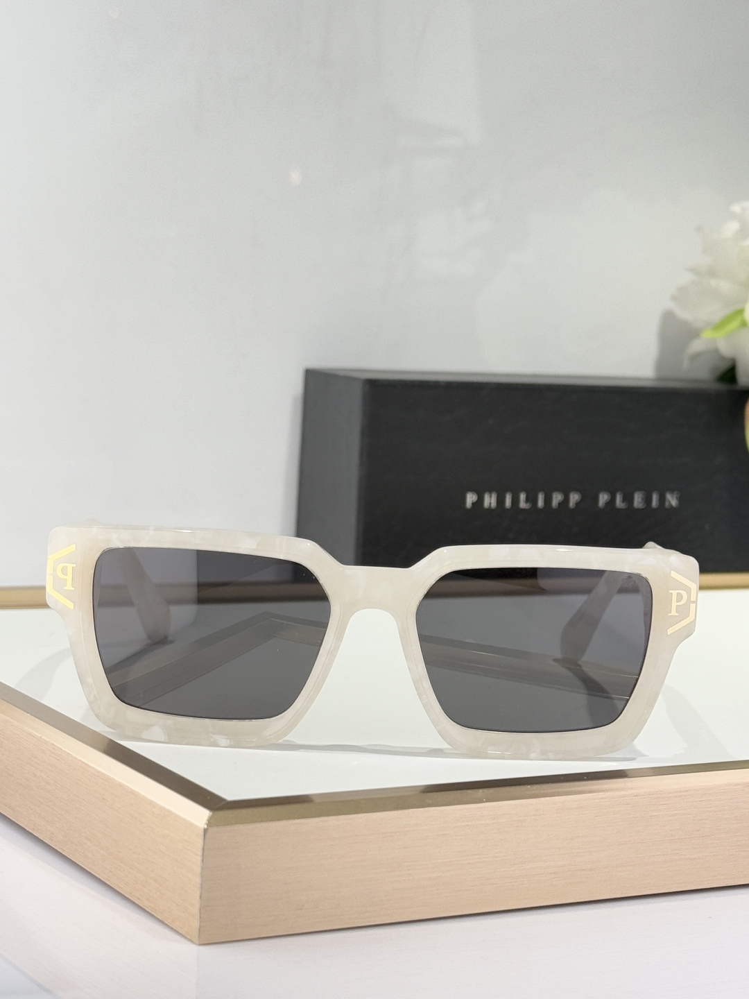  PhiliPP Plein
Mod：SP
Size：55-18-145
oroginal qualit
