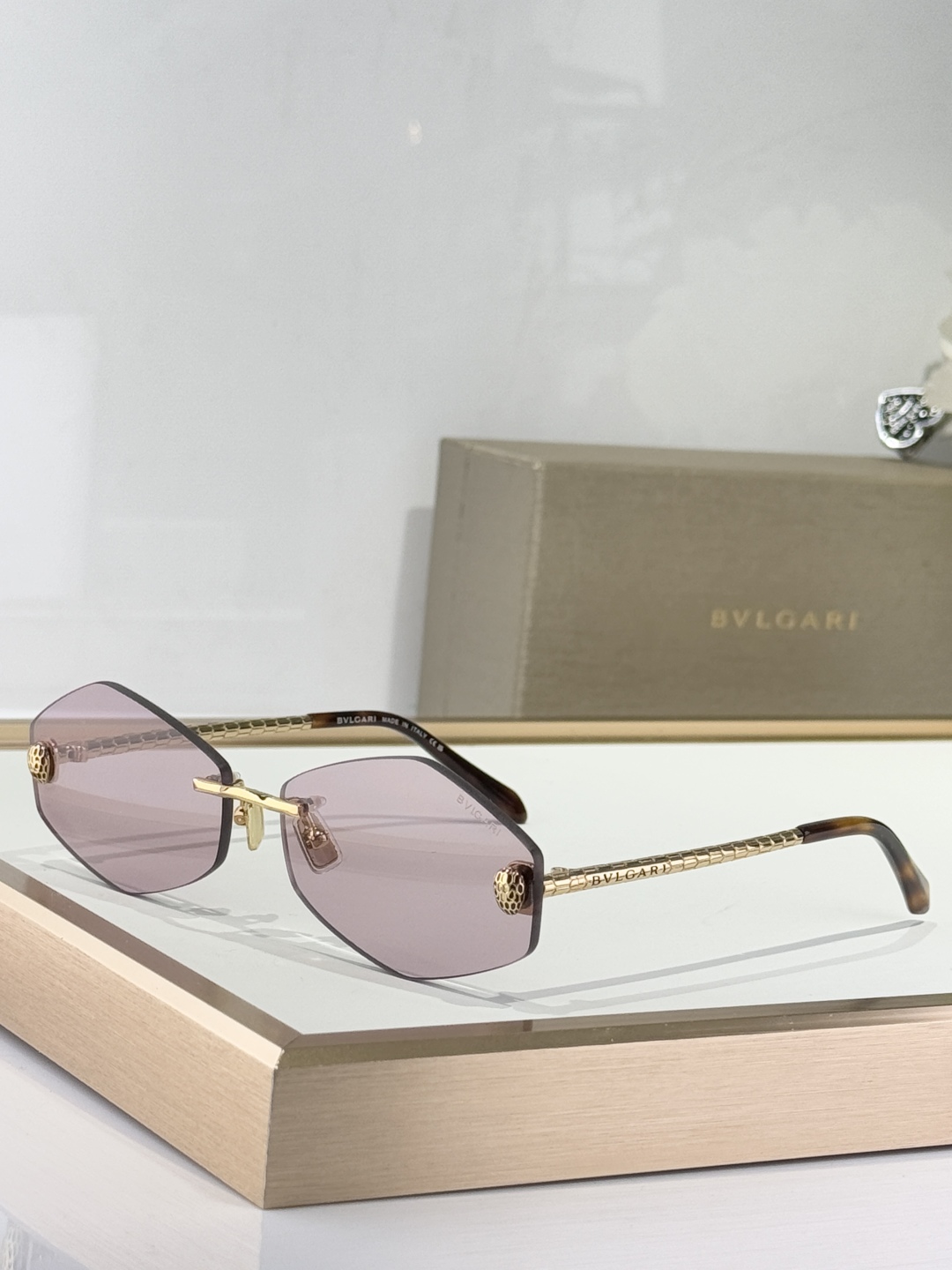  BVLGARI
MOD：BV500156U
SIZE：61-17-140

