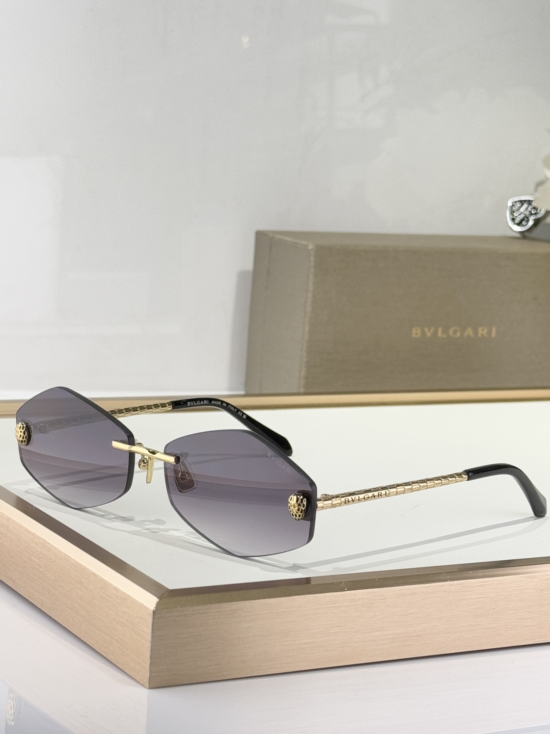  BVLGARI
MOD：BV500156U
SIZE：61-17-140
