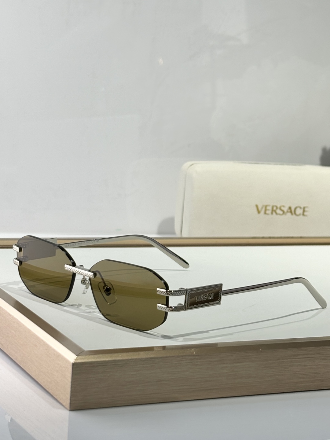  VERSACE
MOD2274
