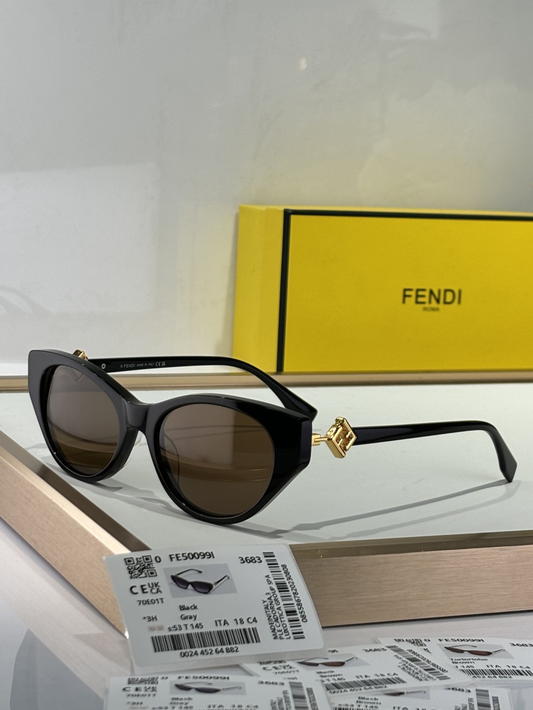  FEND*
MODEL FE50099I
SIZE53口18-145
