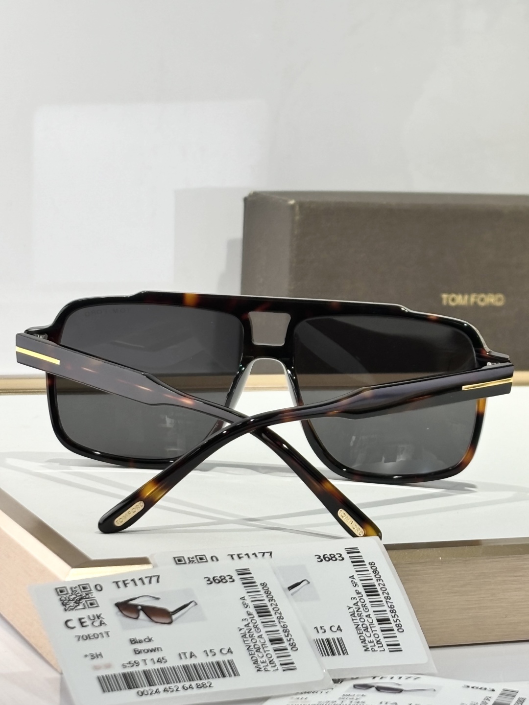 ￼ TOM FOR
MODEL：TF1177-
SIZE：59口15-145
