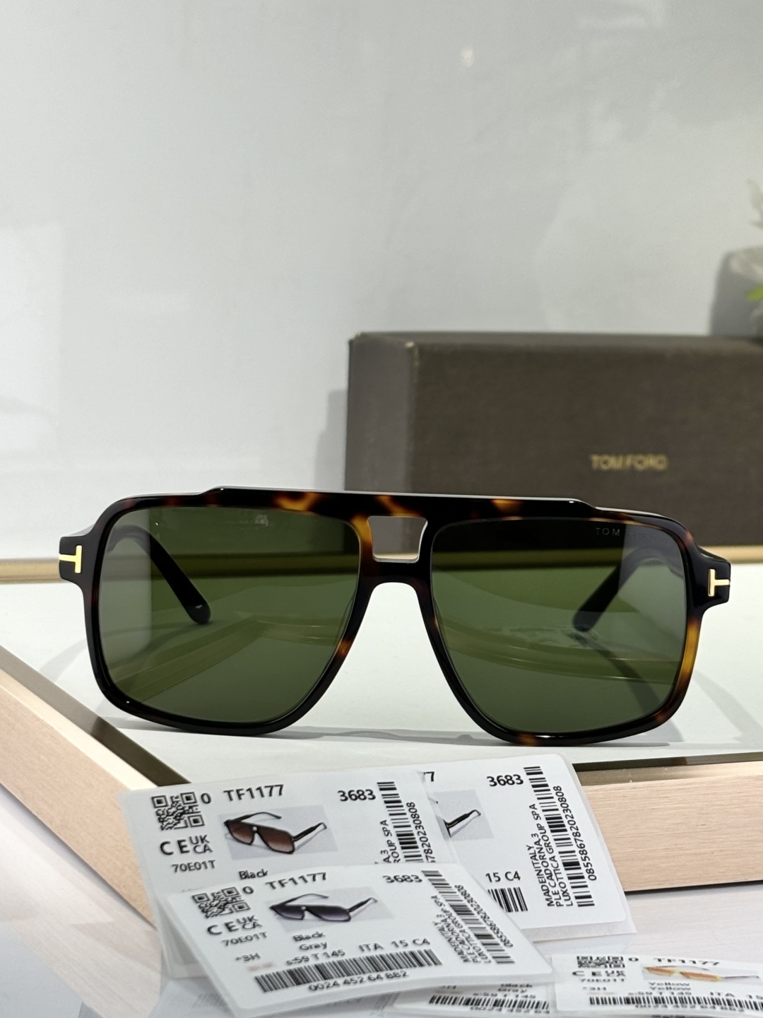 ￼ TOM FOR
MODEL：TF1177-
SIZE：59口15-145
