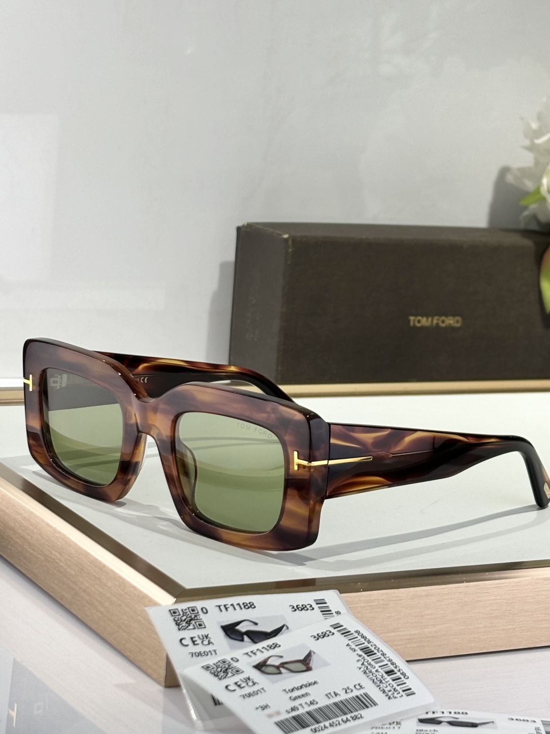  ￼ ￼ TOM FOR
MODEL：TF1188-k
SIZE：50口24-145
