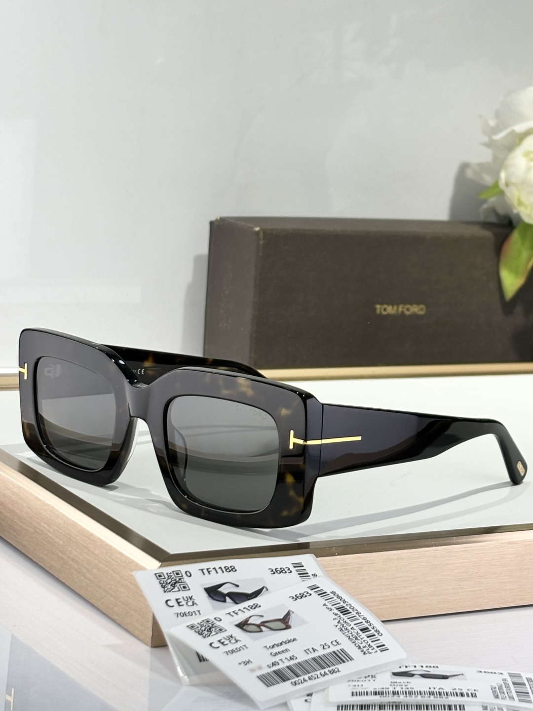  ￼ ￼ TOM FOR
MODEL：TF1188-k
SIZE：50口24-145
