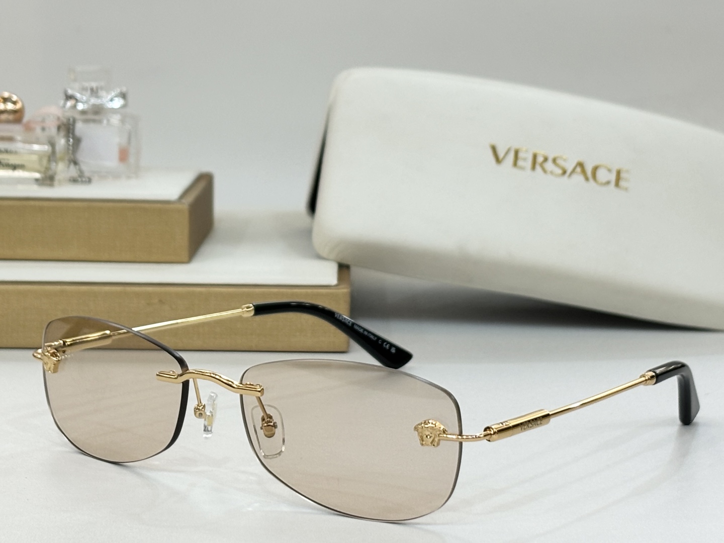  VERSACE  官网新款 
MODEL：VE2279
SIZE：60口18-140

