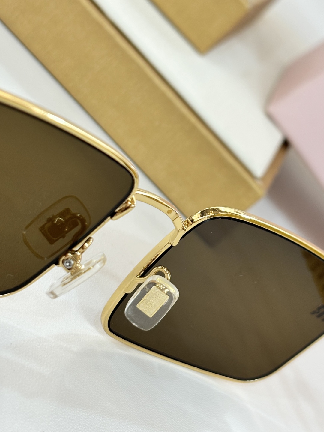  MIU*
Mod：SMU808
 Size：57口18-145
