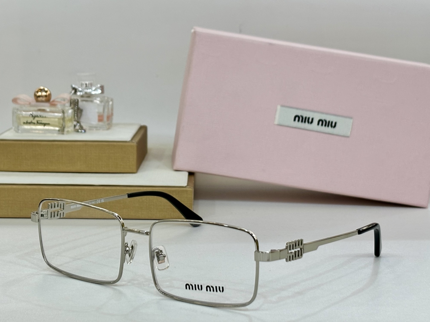  MIU*
Mod：SMU808
 Size：57口18-145
