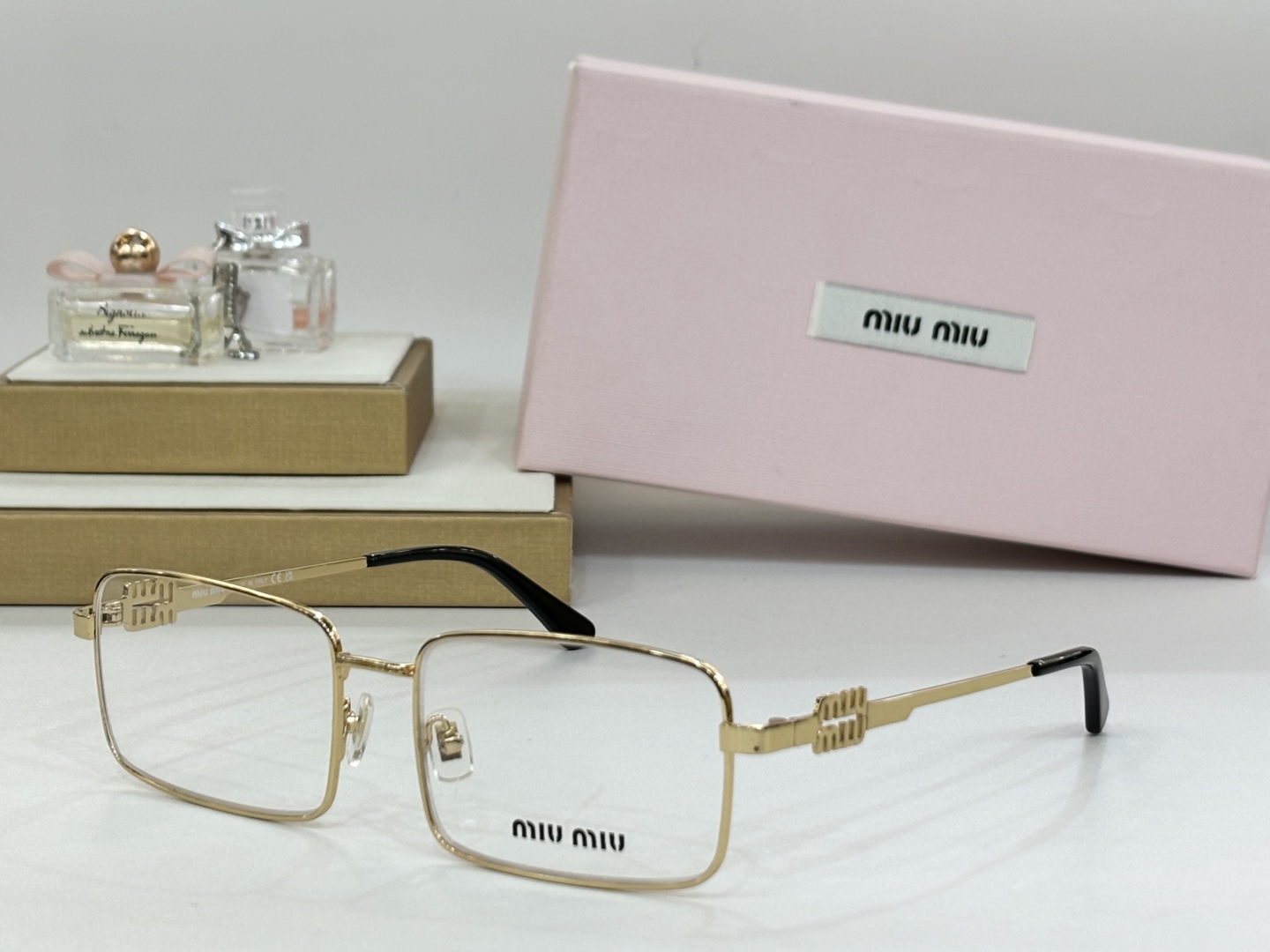  MIU*
Mod：SMU808
 Size：57口18-145
